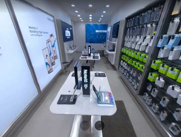 Samsung exclusive store smartcafe inside